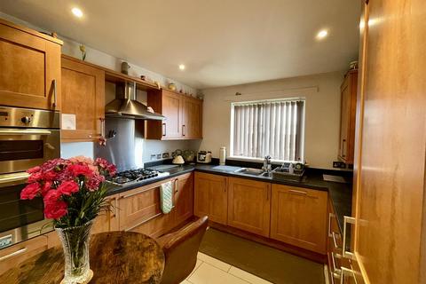 2 bedroom apartment for sale, West End, Barnstaple