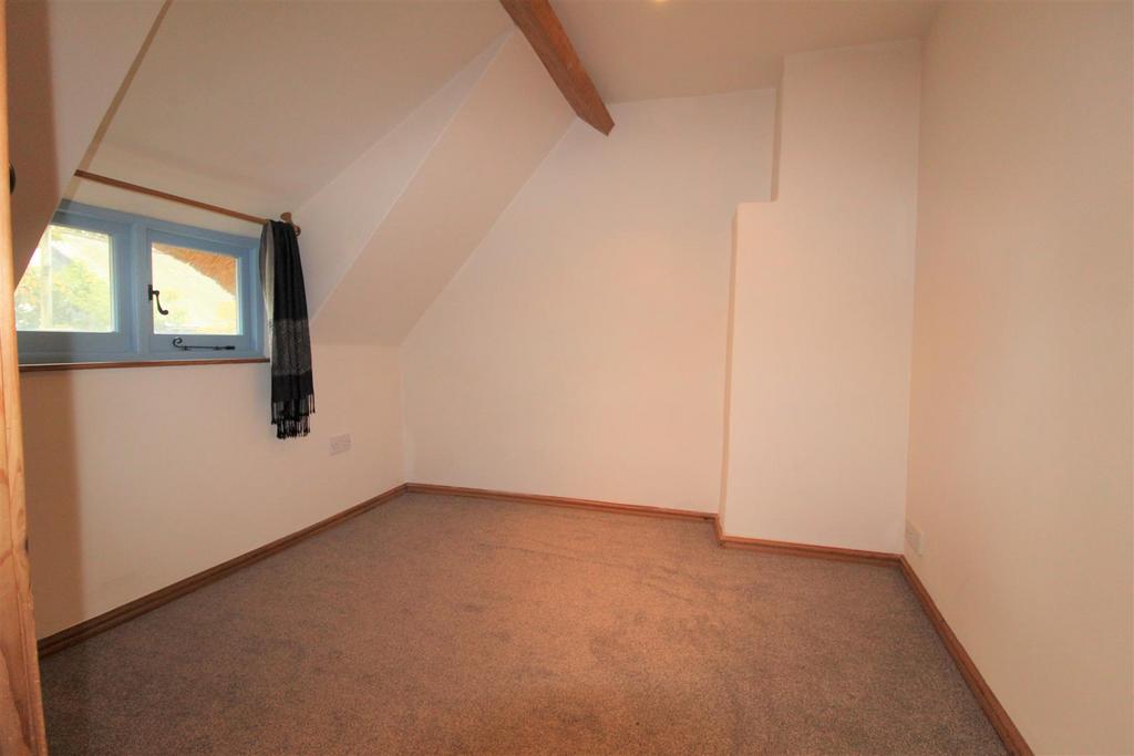 Bedroom.2.JPG