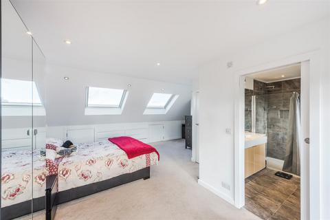 4 bedroom end of terrace house for sale, Southway, Raynes Park SW20