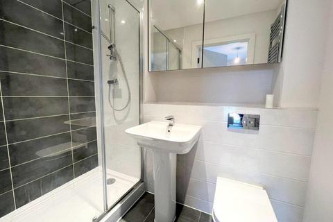 2 bedroom apartment to rent, Arla Place, Ruislip HA4