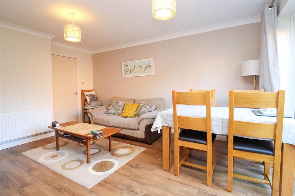 Living/Dining Room