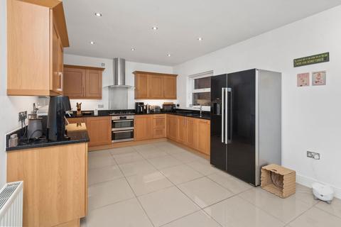 4 bedroom detached house for sale, St. Thomas Close, Windle, WA10
