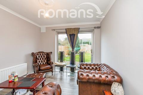 undefined, Upton Crescent, 76 Upton Crescent, Basingstoke, RG21