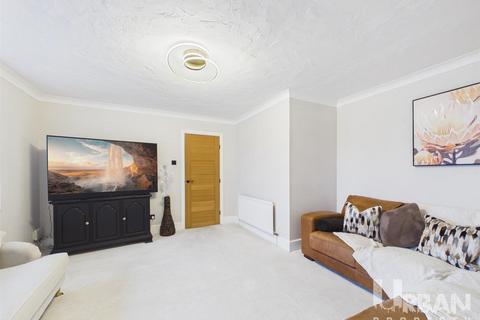 4 bedroom detached house for sale, Daisyfield Drive, Bilton, Hull