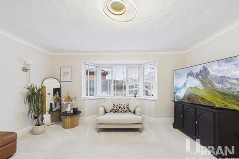 4 bedroom detached house for sale, Daisyfield Drive, Bilton, Hull