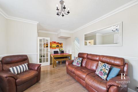 3 bedroom terraced house for sale, Titchfield Road, Carshalton, SM5