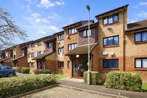 1 bedroom flat to rent, Pasteur Close, London NW9