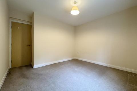 2 bedroom flat for sale, Bluehills Lane, Lower Cumberworth, HD8 8RQ