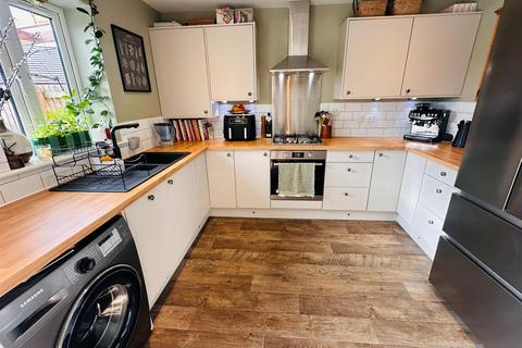 undefined, Raglan Place, Ludlow