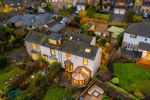 The Mount, Layton Avenue, Rawdon, LS19