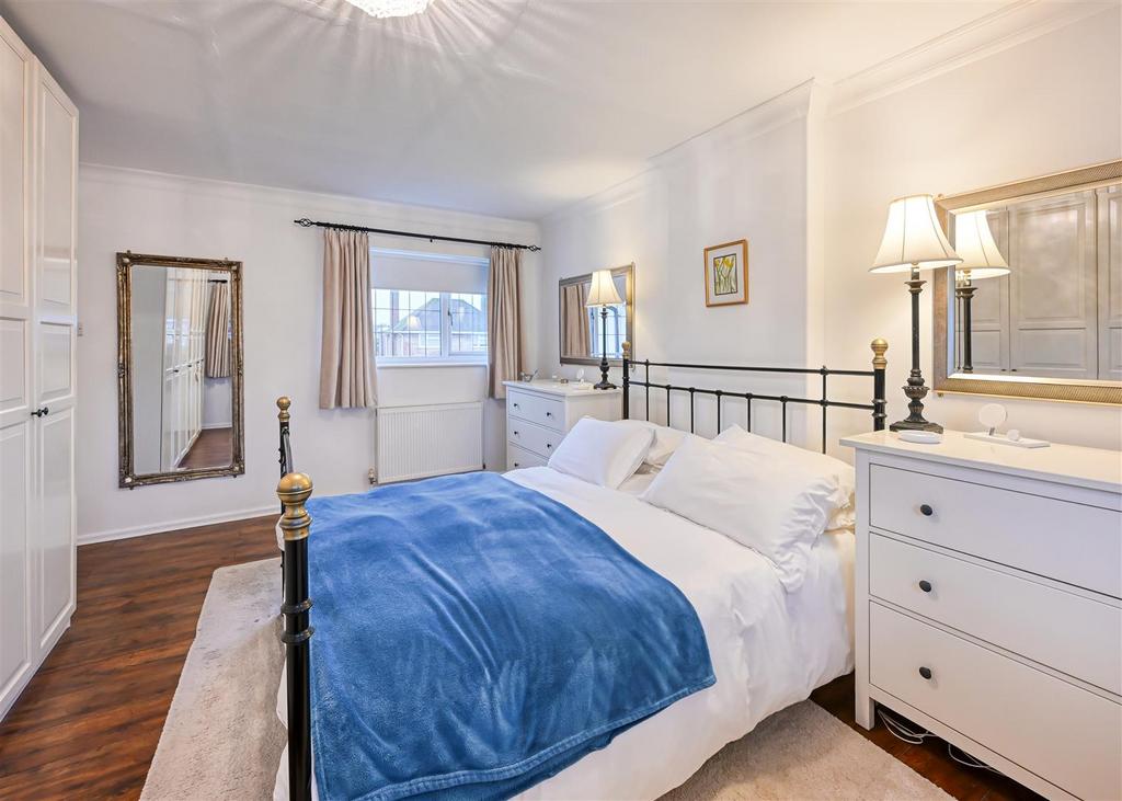 10 Queens Gardens-12.jpg