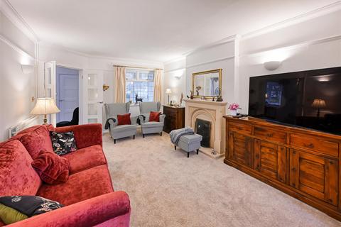 undefined, 10 Queens Gardens, Codsall, Wolverhampton, WV8 2EP