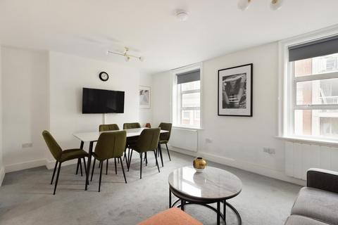 2 bedroom flat for sale, Picton Place, London W1U