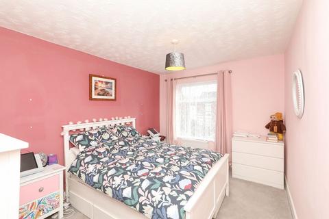 2 bedroom terraced house for sale, Chatsworth Road, Chesterfield S40