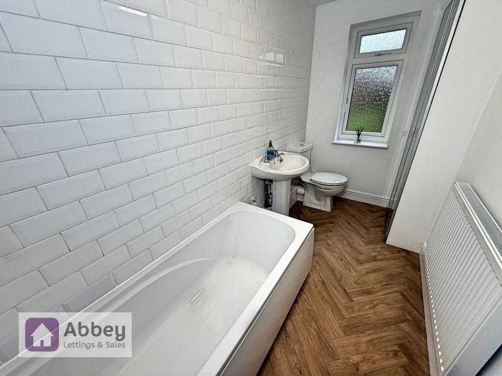Ground Floor Bathroom
