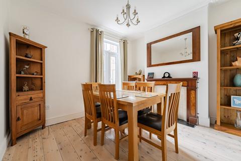 5 bedroom terraced house for sale, Clarence Road, Gorleston