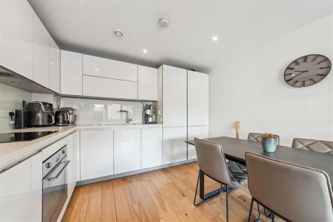 1 bedroom flat for sale, Cowley Road, London SW9