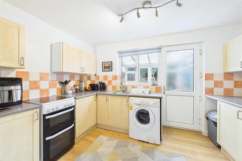 undefined, Popular cul-de-sac near river walks, Clevedon