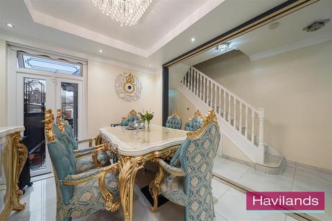 5 bedroom house for sale, Falkland Road, London