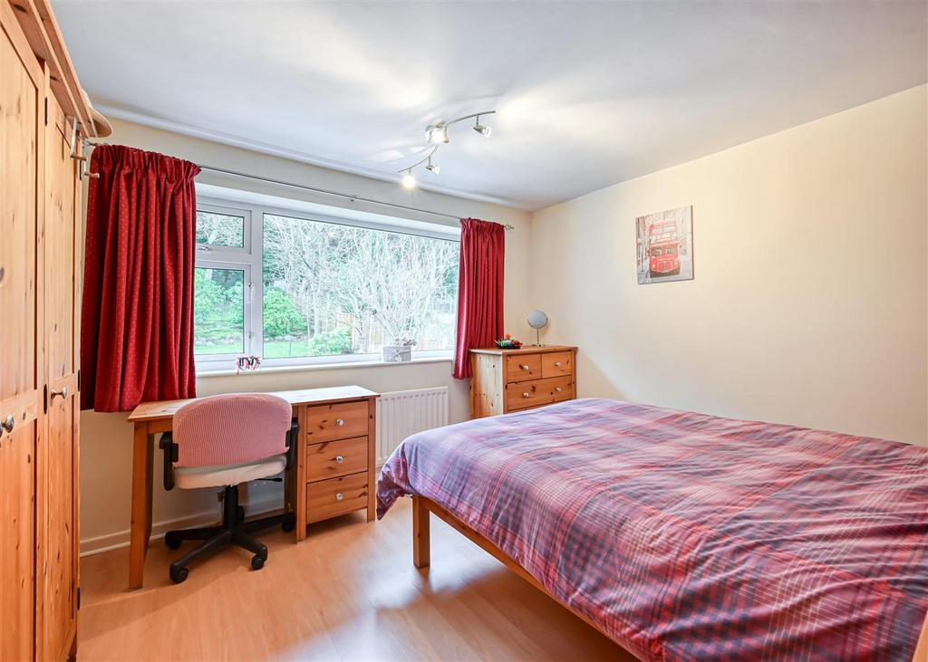 16 Beechwood Drive-15.jpg