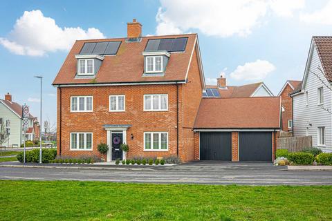 5 bedroom detached house for sale, Andrewes Way, Rayleigh, SS6