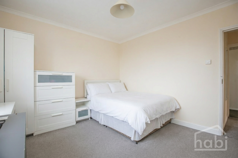 undefined, Norwich NR5