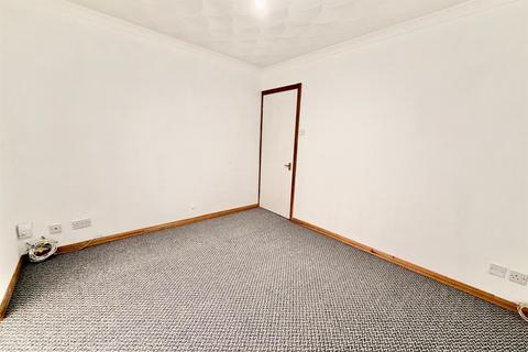 3 bedroom semi-detached house to rent, 13 Millrace RoadRiversideRedditchWorcs