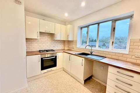 3 bedroom semi-detached house to rent, 13 Millrace RoadRiversideRedditchWorcs