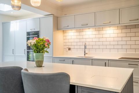 4 bedroom townhouse for sale, Tadcaster Road, Dringhouses, York
