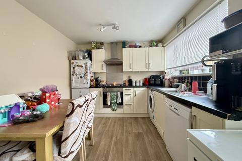3 bedroom terraced house for sale, Gloucester Road, Exwick, EX4