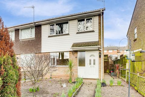 3 bedroom terraced house for sale, Bradman Gardens, Nottingham NG5