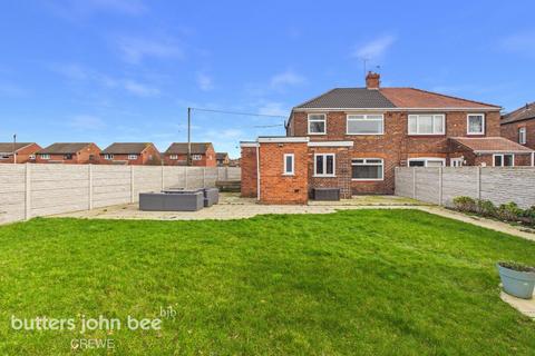 3 bedroom semi-detached house for sale, Mablins Lane, Crewe