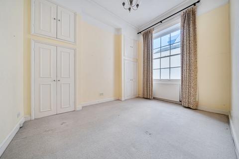 2 bedroom flat to rent, Neville House, 164-165 Marine Parade, Brighton, BN2