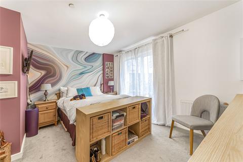 2 bedroom apartment to rent, Barge Walk, Greenwich, SE10