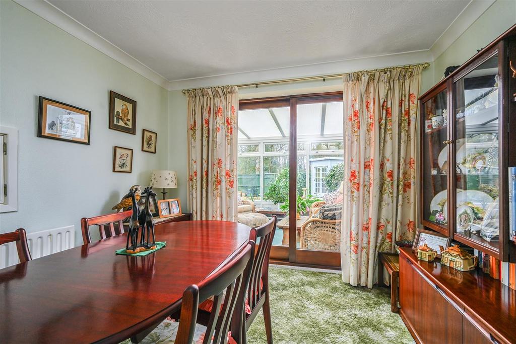 48 FONTWELL AVENUE - TN394 ES - PHOTO (14).jpg