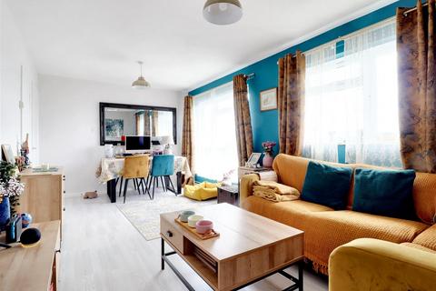 undefined, Springbank, Norwich NR1