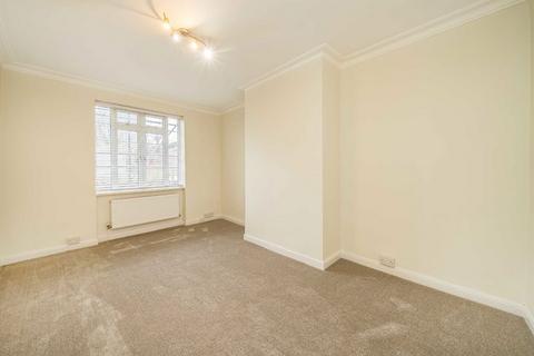 2 bedroom flat to rent, Shirehall Lane, London NW4