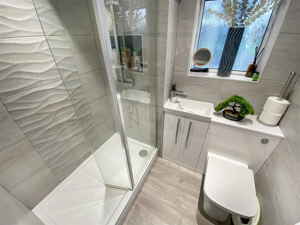 Shower Room/WC
