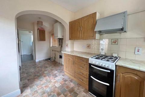 3 bedroom semi-detached house to rent, Birmingham B44