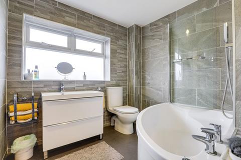 3 bedroom terraced house for sale, Milverton Road, Nottingham NG5
