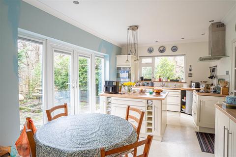 4 bedroom detached house for sale, St. Helens Avenue, Hastings