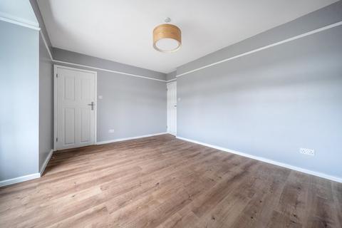 undefined, Derwent Road, Henlow, SG16