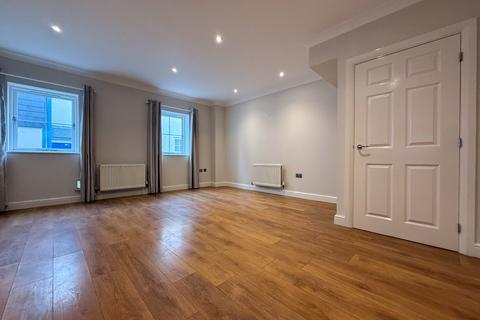 2 bedroom terraced house to rent, Eastcliff, Portishead, Bristol, Somerset, BS20