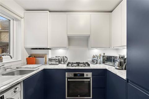 2 bedroom end of terrace house for sale, St. Hughes Close, London, SW17