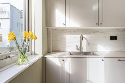 3 bedroom apartment for sale, Hazlebury Road, Fulham, London, SW6