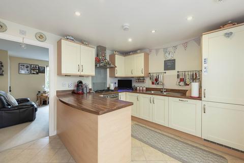 3 bedroom semi-detached house for sale, Durham Road, Pitstone