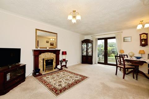 2 bedroom bungalow for sale, Lytham Avenue, Sheffield S25