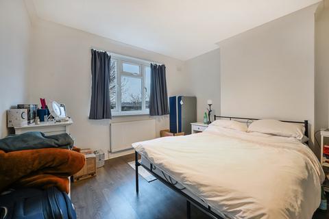 2 bedroom apartment to rent, Cannon Hill Lane, London SW20