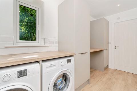 undefined, Bellcote Drive, Huddersfield HD5