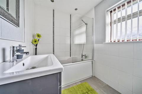undefined, Earlstone Crescent, Cadbury Heath, Bristol